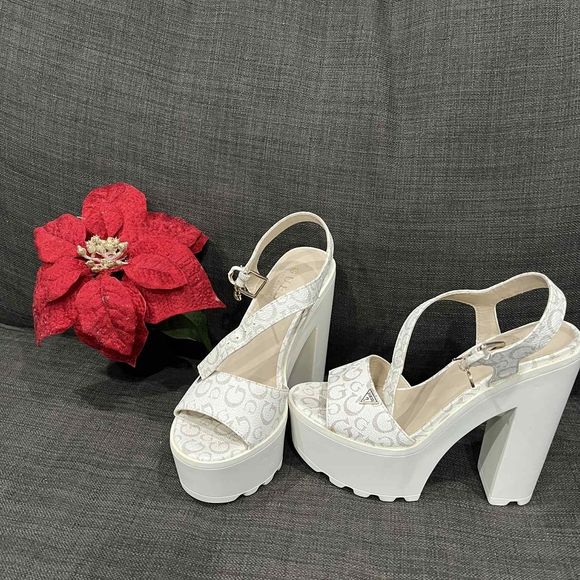 Guess White Patterned Platform Heels - Picture 5 of 9